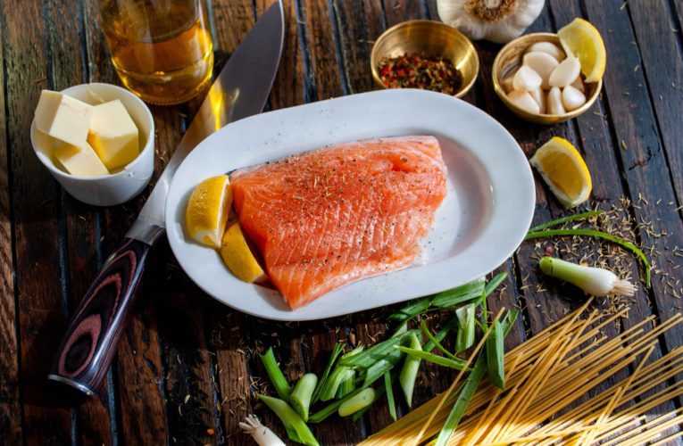 Nutrition and Mental Health in North Richland Hills: Eat Plenty of Fat